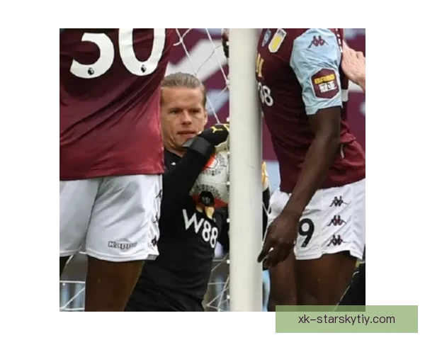 普雷斯蒂安尼回应遮嘴争议习惯